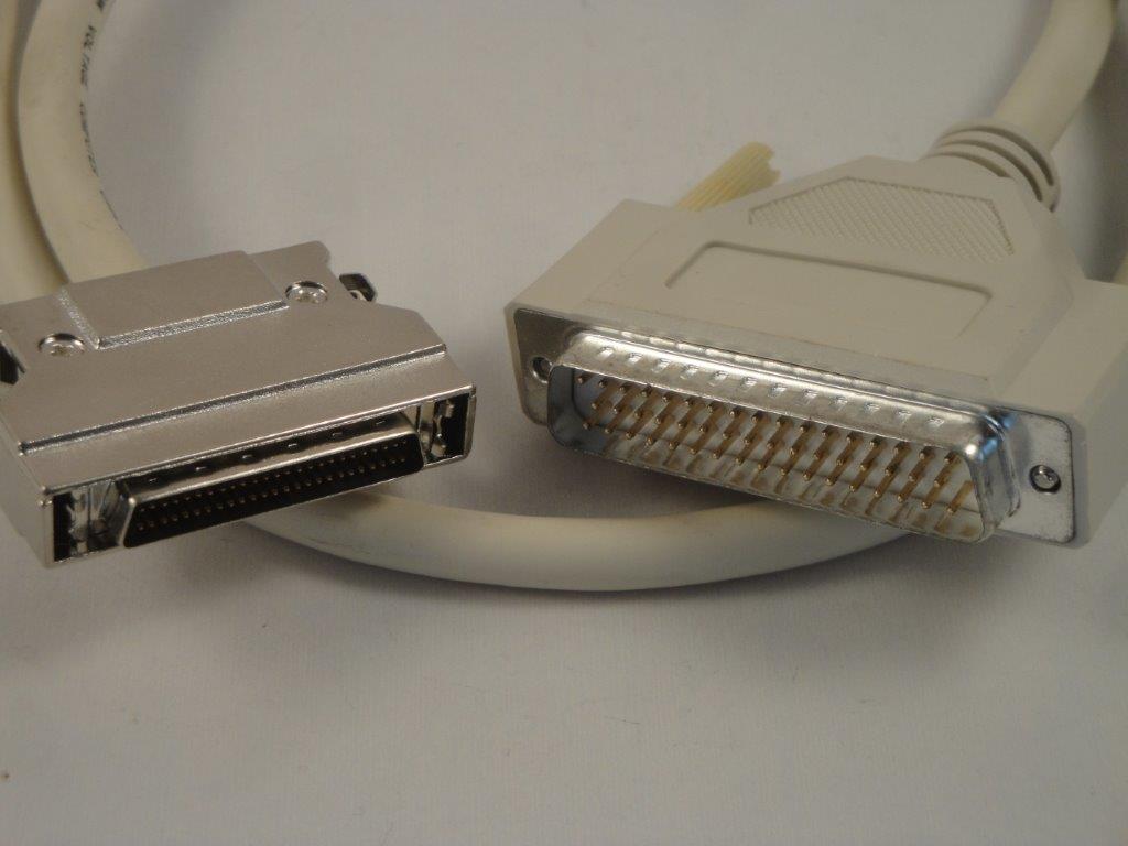 SCSI-Datenkabel DS37M - DS50M1,27 1m   CAB352