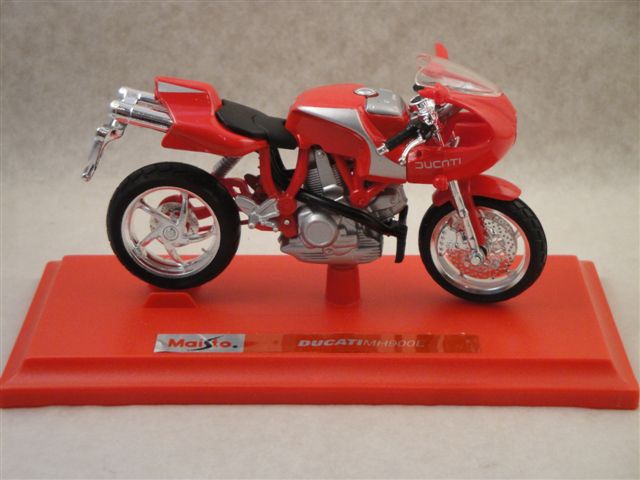 Ducati MH900E  1:18, Maisto 34323
