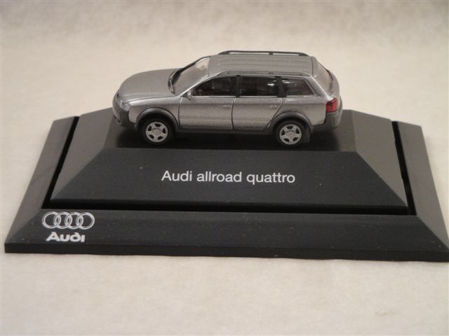 Audi allroad quattro, silber met.  1:87  Rietze 947002