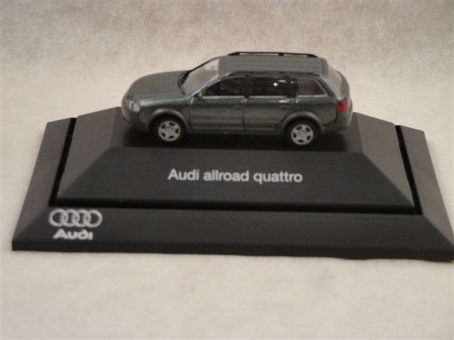 Audi allroad quattro, grn met.  1:87  Rietze 947001
